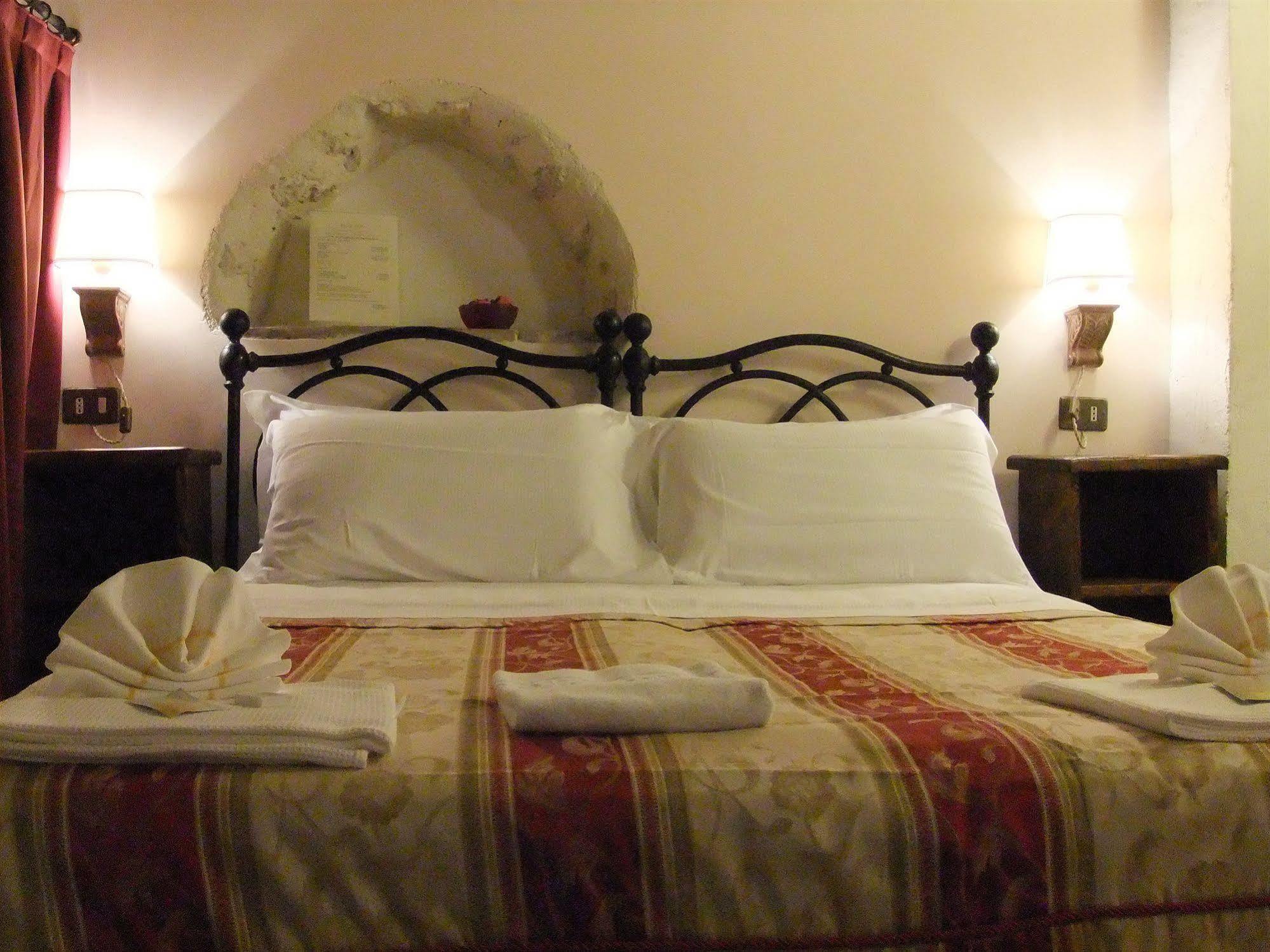 Aparthotel Residenza La Torre Santo Stefano Di Sessanio Zewnętrze zdjęcie