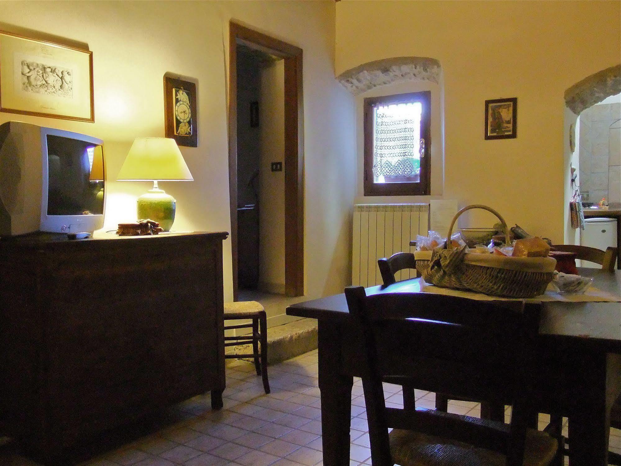 Aparthotel Residenza La Torre Santo Stefano Di Sessanio Zewnętrze zdjęcie
