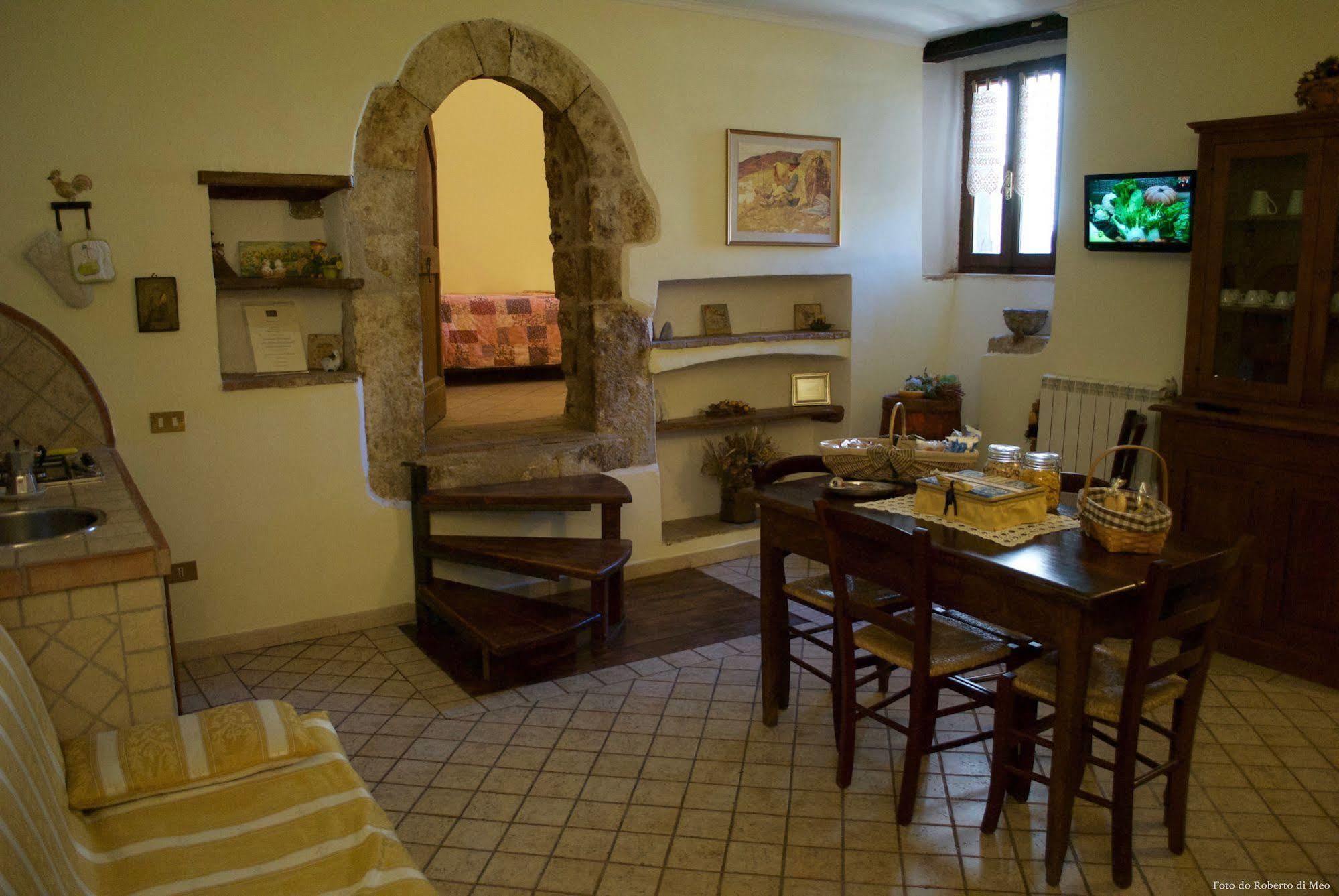 Aparthotel Residenza La Torre Santo Stefano Di Sessanio Zewnętrze zdjęcie