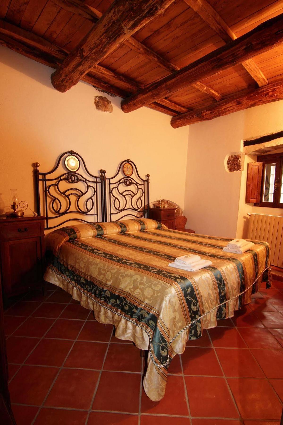 Aparthotel Residenza La Torre Santo Stefano Di Sessanio Zewnętrze zdjęcie