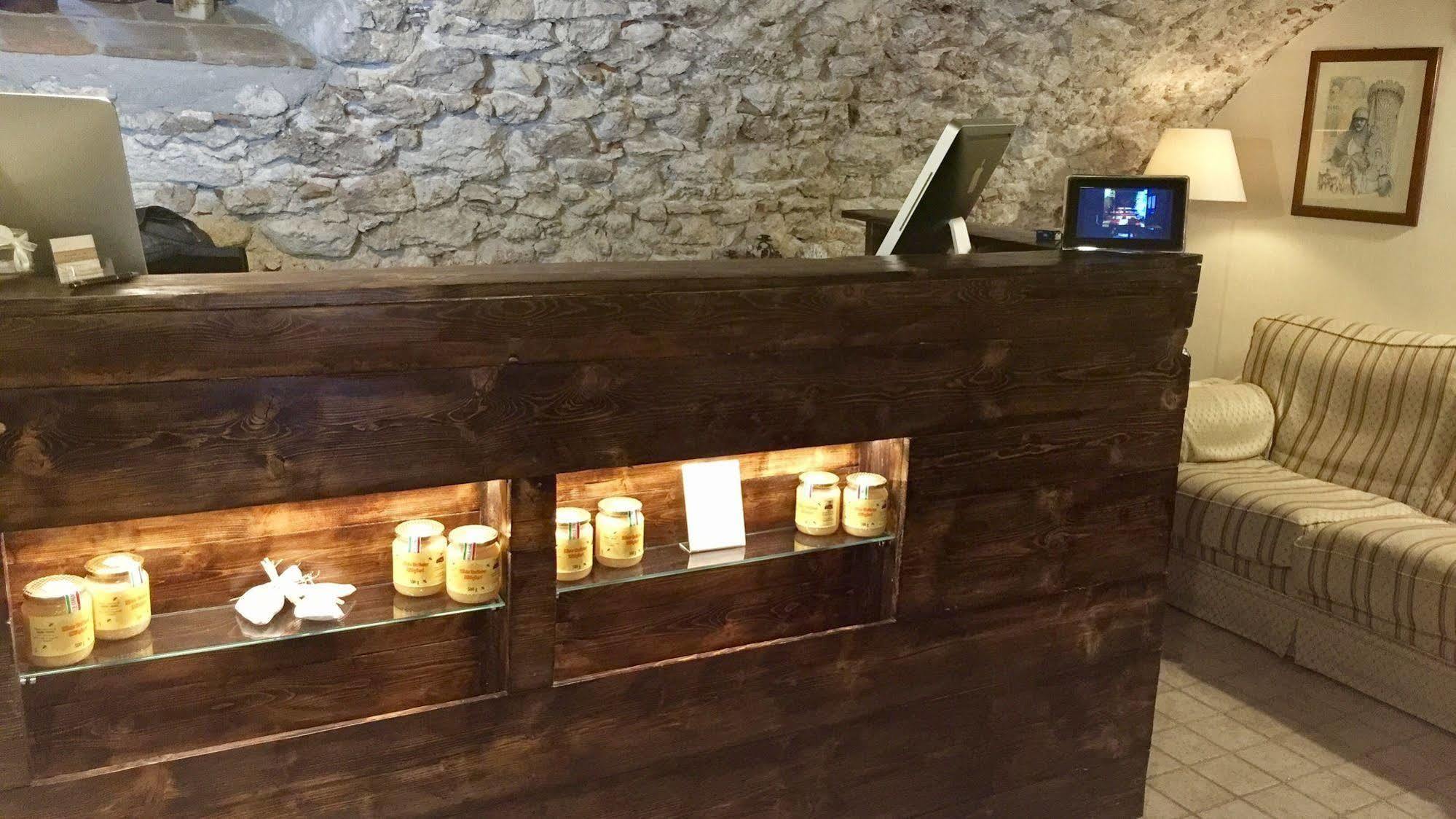 Aparthotel Residenza La Torre Santo Stefano Di Sessanio Zewnętrze zdjęcie