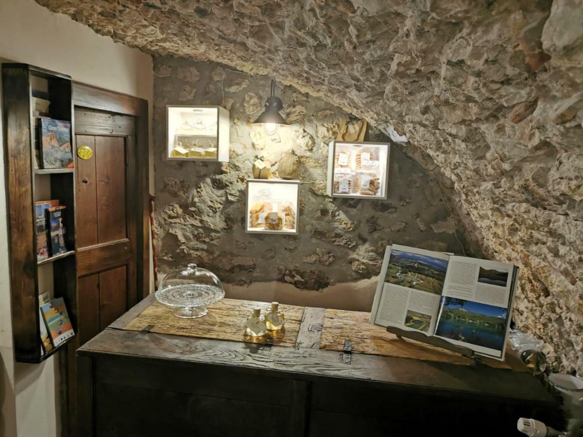 Aparthotel Residenza La Torre Santo Stefano Di Sessanio Zewnętrze zdjęcie